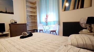 1 bedroom, soundproofing, WiFi