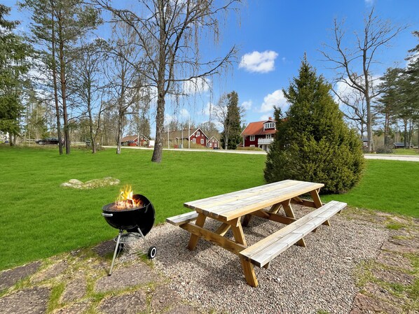Outdoor dining - Accommodation For Construction Workers, Växjö Area (Hovmantorp)