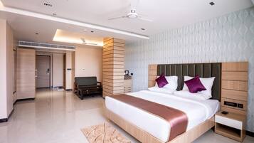 Premium Room | Soundproofing, iron/ironing board, free WiFi