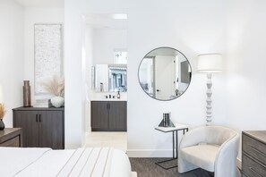 4 bedrooms, iron/ironing board, free WiFi, bed sheets - Vista Santa Rosa: Pool, Spa, Firepit, BBQ, EV Charger (La Quinta)