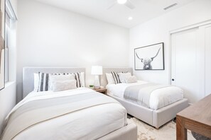 3 dormitoris, planxa i posts de planxar, wifi gratuïta i roba de llit 