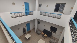 Exterior - Cozi Coliving (Mezraia)