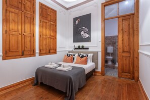 3 soverom, strykejern/-brett, wi-fi (inkludert) og sengetøy