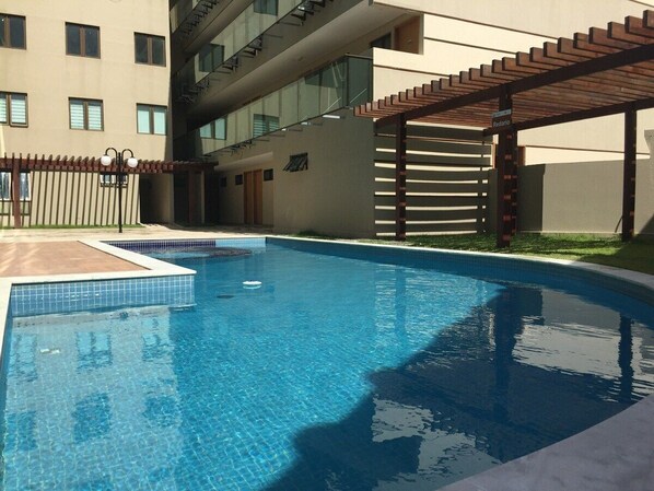 Apartamento | Piscina | Una piscina al aire libre