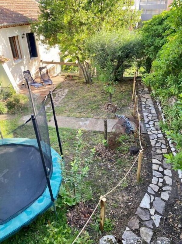 Jardines del alojamiento