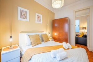 1 Schlafzimmer, Schreibtisch, Bügeleisen/Bügelbrett, Internetzugang