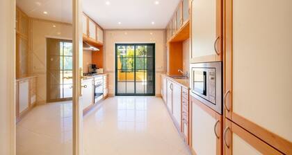 GuestReady - Near Carcavelos Beach