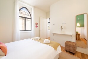 1 chambre, bureau, accès à Internet, literie fournie