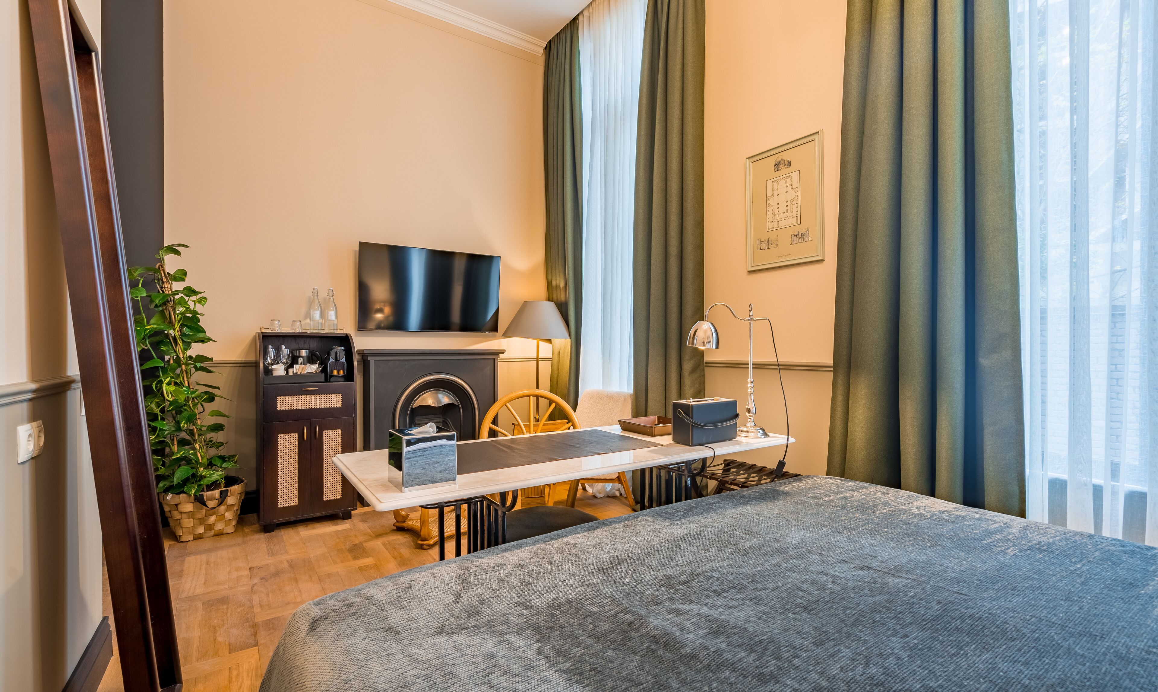 Suite Luxe | Literie de qualité supérieure, minibar, coffres-forts dans les chambres