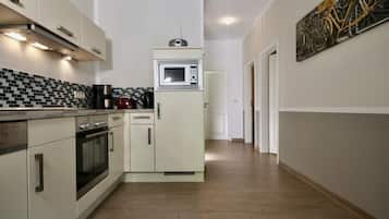 Kondominium | Dapur pribadi | Lemari es, microwave, oven, dan kompor
