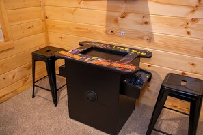 Spielezimmer