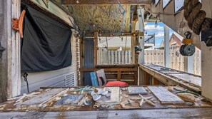 Outdoor dining - 4Br w/ Private pool, sleeps 12, 4 minutes to the beach, dog friendly (Gulf Shores)