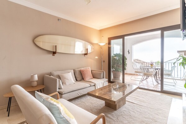 Living area - Los Arqueros golf Apartment (Benahavís)