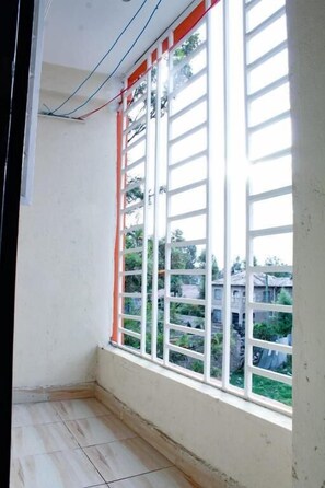 Deluxe Apartment | Balcony