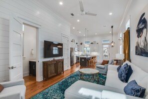 スマートテレビ、ステレオ