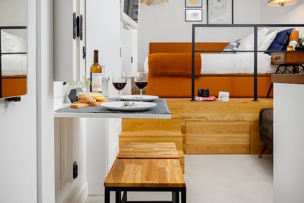 Perusstudio, 1 parisänky | Oleskelualue