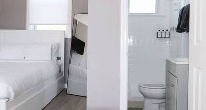 Unique 1BR 10-Mins to Nashville
