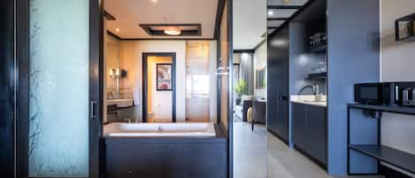 Premium Studio | Bathroom | Hair dryer, towels