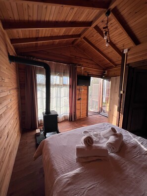 Bureau, espace de travail pour ordinateur portable