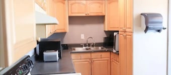 Bright 1BR 10-Mins to Nashville