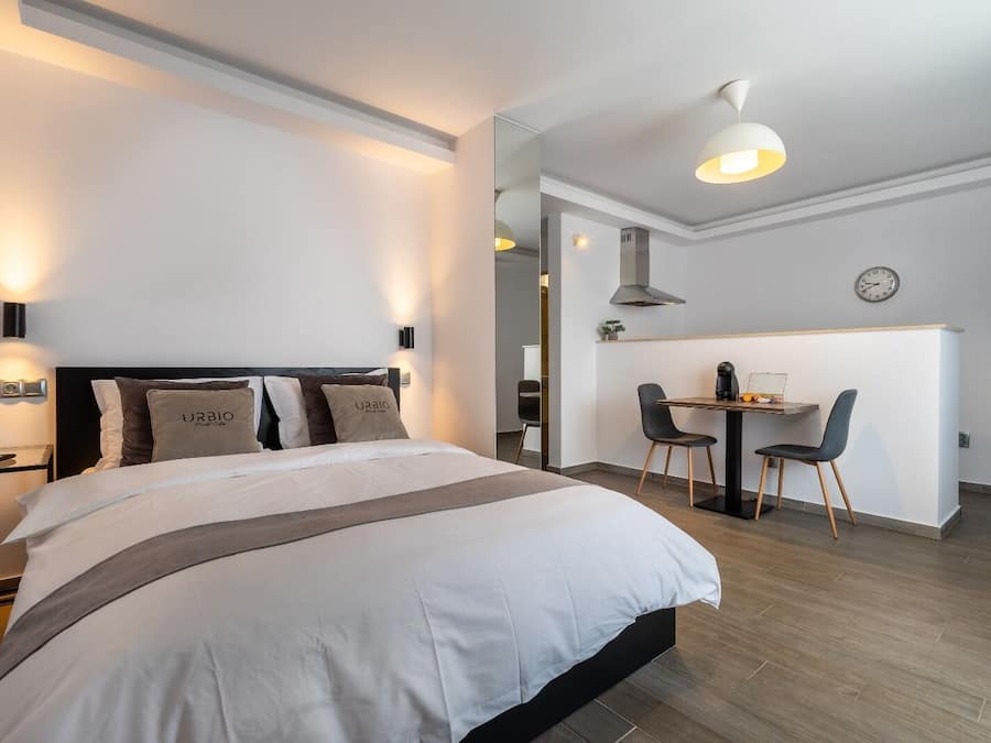 Estúdio urbano | Wi-Fi de cortesia, roupa de cama