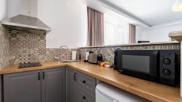 City Studio | Private kitchenette