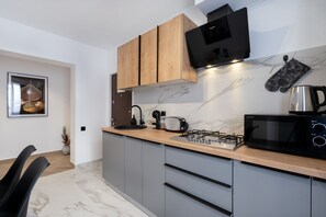 Family Apartment | Private kitchen - Urbio Private Suites (Cluj-Napoca)