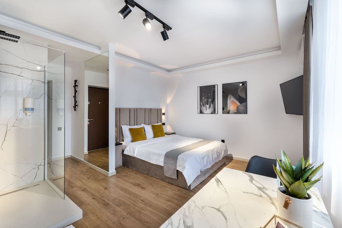 Estúdio luxo | 1 quarto, Wi-Fi de cortesia, roupa de cama
