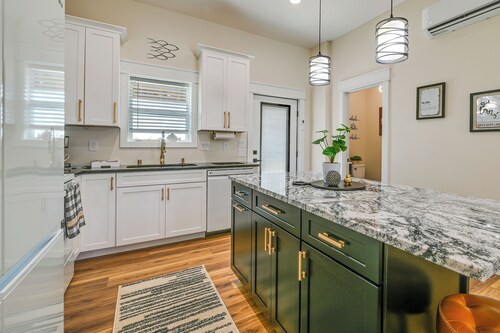 Near CU & Dtwn! Campbellsville Home w/ Game Room