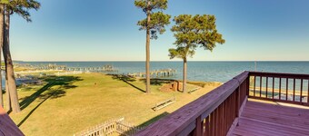 Beachy Maryland A-frame: Steps to Chesapeake Bay!