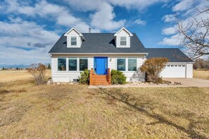 House (4 Bedrooms) | Front of property