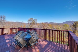 House (3 Bedrooms) | Front of property