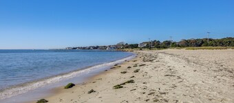 케이프 코드 홈: 해변 & 하이아니스 메인 스트리트까지 걸어서!