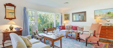 House (2 Bedrooms) | Front of property