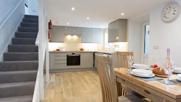 Fridge, dishwasher, electric kettle, toaster