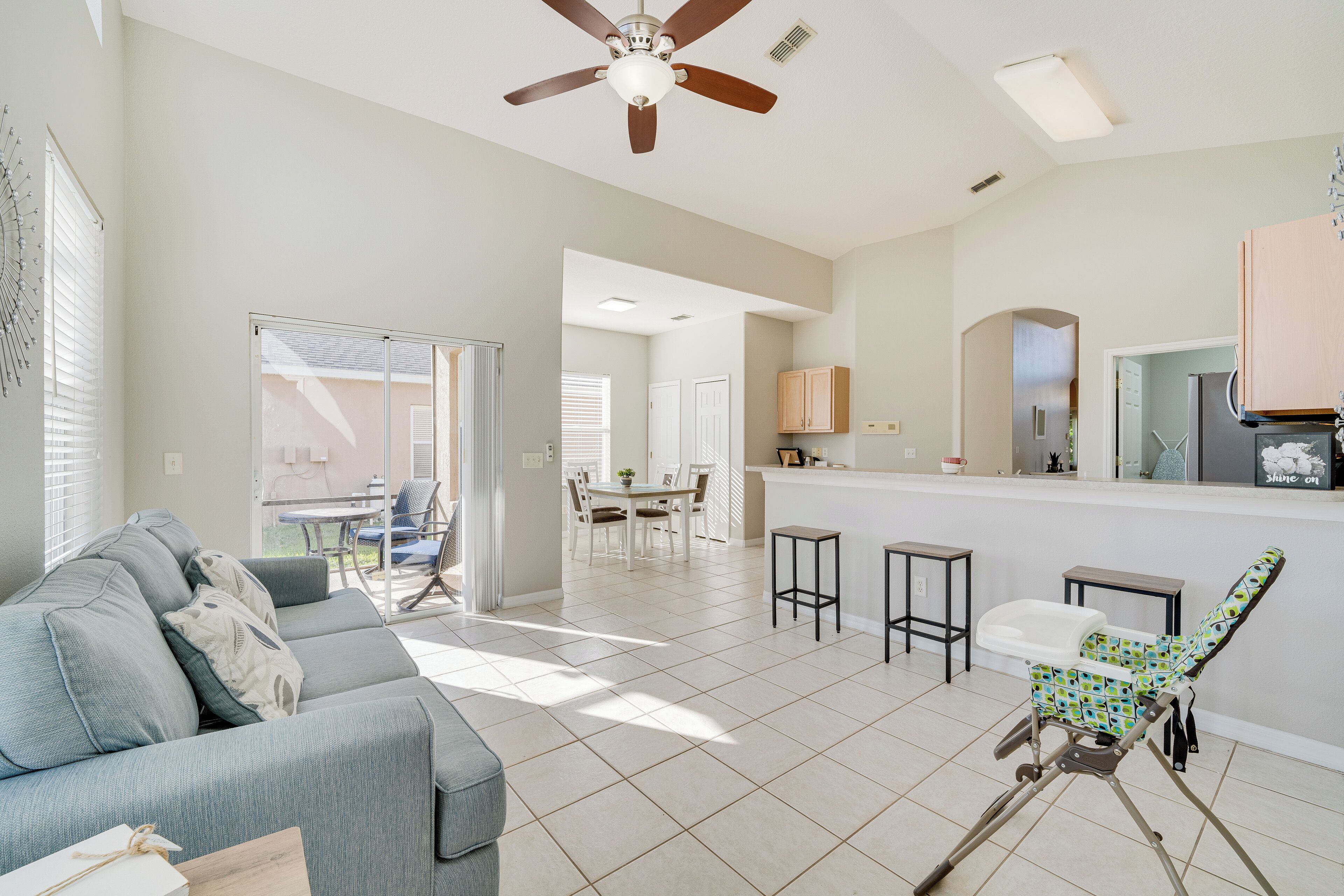 House (3 Bedrooms) | Interior