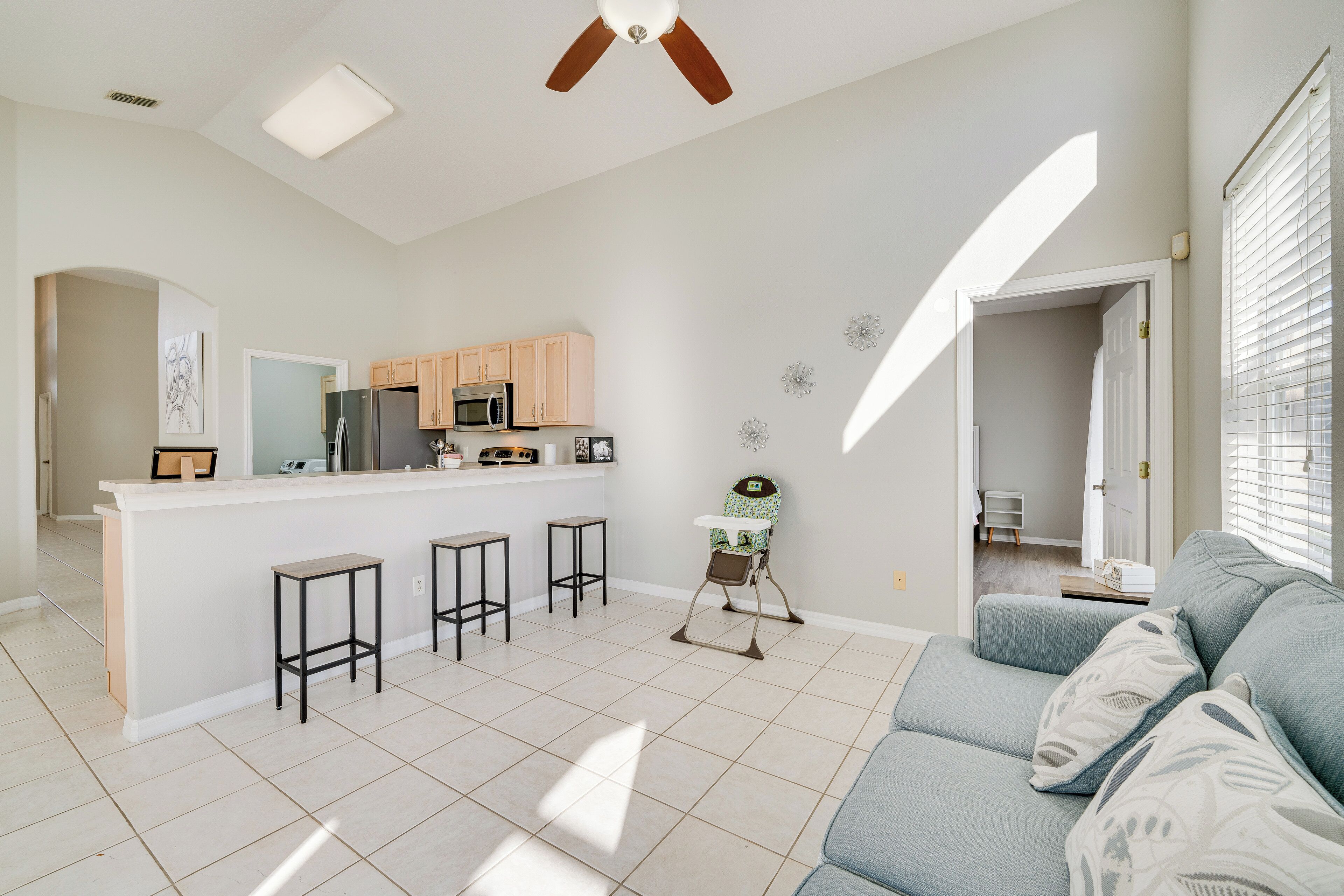 House (3 Bedrooms) | Interior