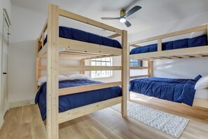 單棟房屋 (3 Bedrooms) | 內部