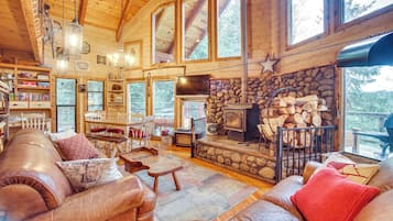 House (3 Bedrooms) | Front of property