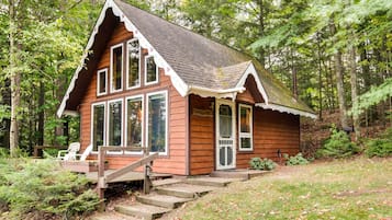 House (1 Bedroom) | Front of property