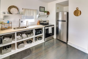 House (1 Bedroom) | Interior