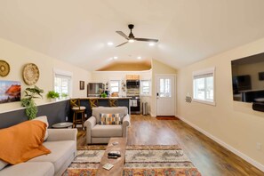 Apartment (0 Bedroom) | Interior