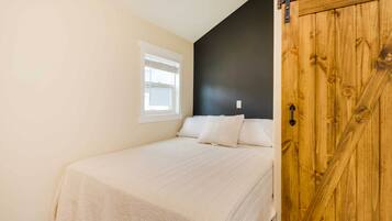 Apartment (0 Bedroom) | Bahagian dalam