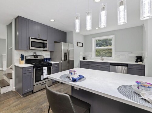 Single Family Home Near MGM/DC/CnvCtr/VA