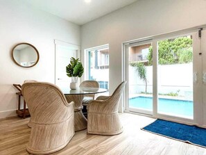 Piscine extérieure, piscine chauffée