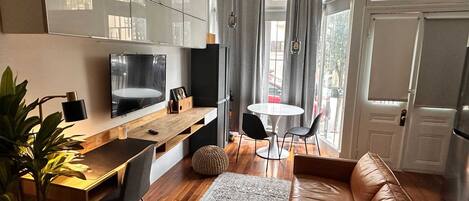 Smart TV, offices