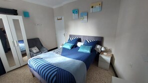 1 bedroom, iron/ironing board, free WiFi, bed sheets - Confortable P2 Avec Garage Centre Calme (Nîmes)