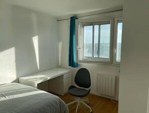 2 chambres, draps fournis