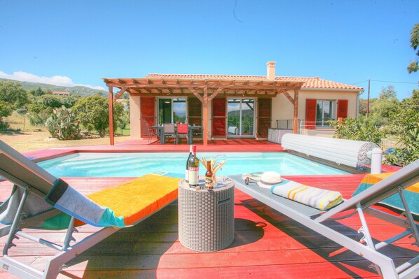 Outdoor pool, a heated pool