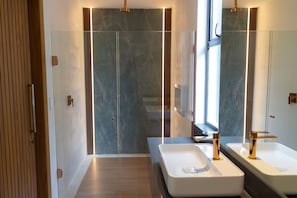 Bathroom - Pousada e Cerimonial Itamaraty (Domingos Martins)